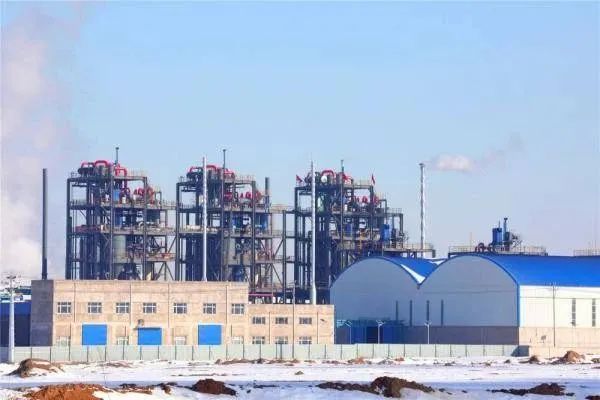 Anhui Huanrui fournit une isolation thermique pour le pipeline de produits chimiques fluorés de Dongyue Jinfeng en Mongolie intérieure
